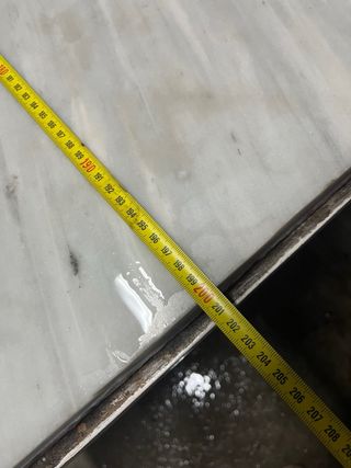 Mesa antigua de mármol