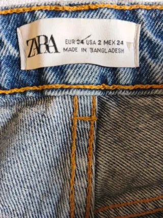 Pantalón vaquero Zara desgastado