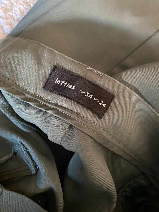 Pantalón de vestir verde oliva