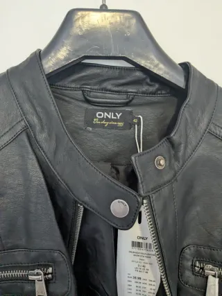 Cazadora Only T.42 Negra Polipiel