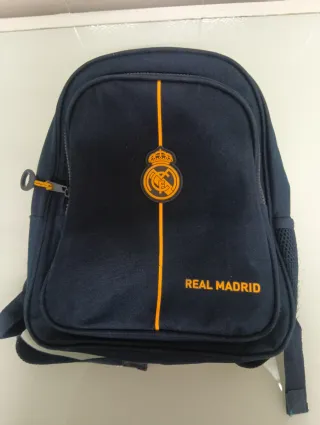 Mochila Real Madrid Pequeña 2024/2025