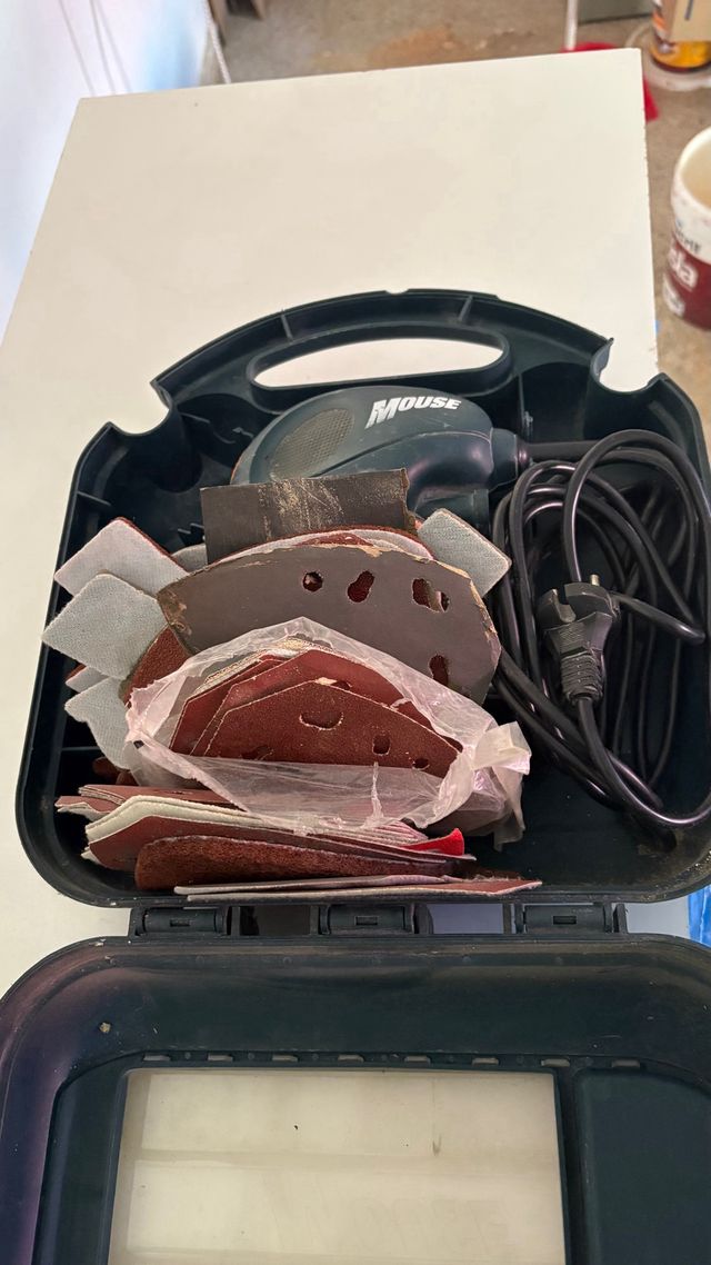 Lijadora eléctrica Mouse con accesorios