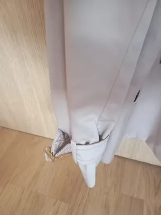 Chaqueta beige mujer