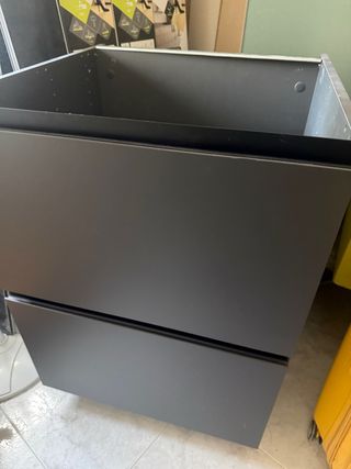 Cassettiere da cucina in metallo grigio