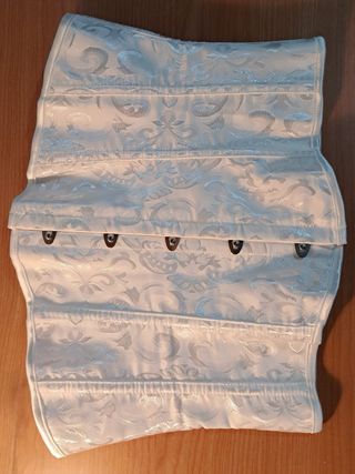 Corsé blanco con guantes talla única
