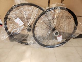 Juego Ruedas DT Swiss HXC 1501 Carbono Mullet