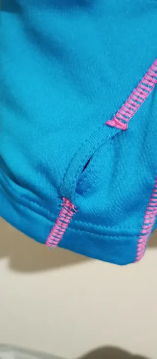 Sudadera deportiva Boomerang azul y negra