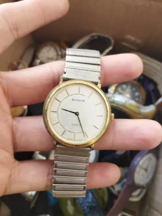 LOTE 40 RELOJES A 45 EUROS