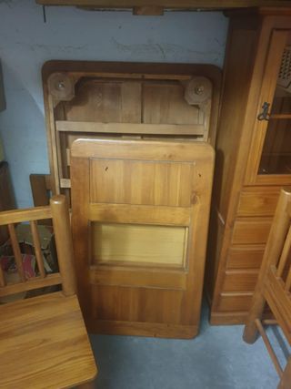 Mueble de salón de madera