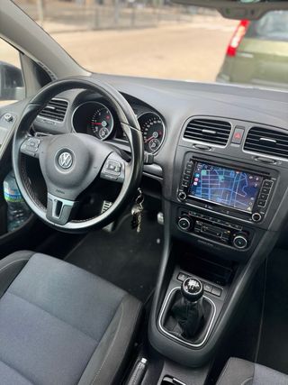 Volkswagen Golf 2012 1.6 TDI 153.000km