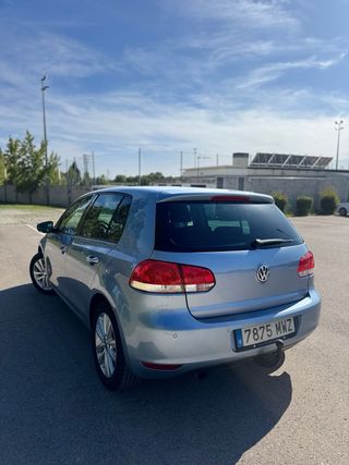 Volkswagen Golf 2012 1.6 TDI 153.000km