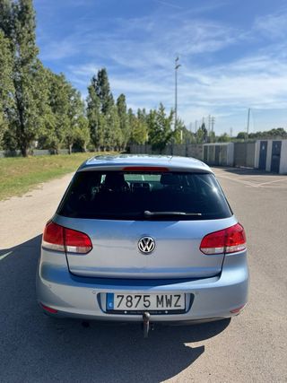 Volkswagen Golf 2012 1.6 TDI 153.000km
