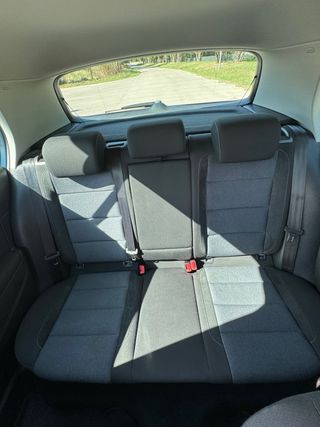 Volkswagen Golf 2012 1.6 TDI 153.000km