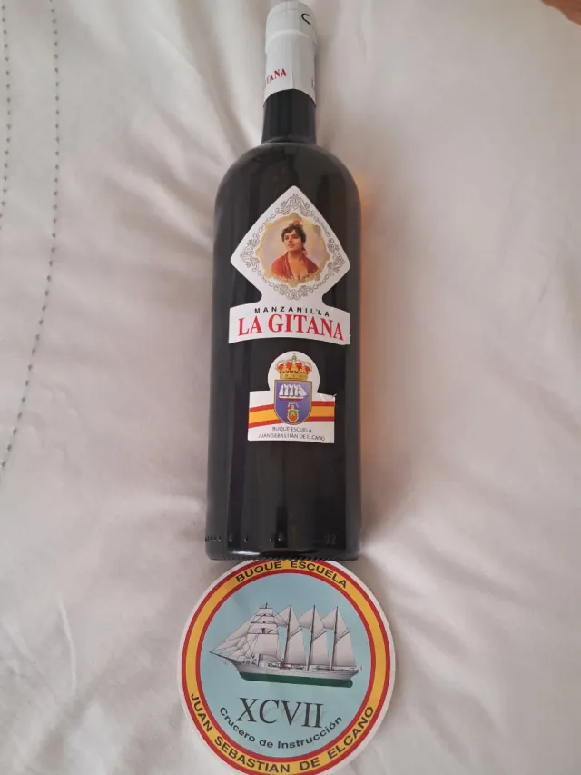 Botella Manzanilla La Gitana