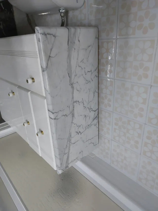 Mueble baño mármol blanco