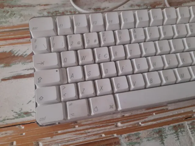 Ordenador Apple iMac G5 + Teclado + Ratón