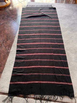 Bufanda Zara cuadros roja y negra 80 x 190