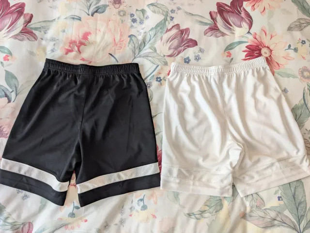 Pantalón corto Nike niño, Negro y blanco.