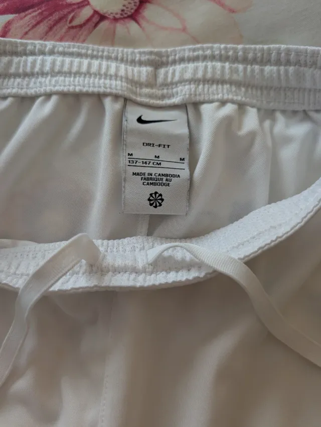 Pantalón corto Nike niño, Negro y blanco.