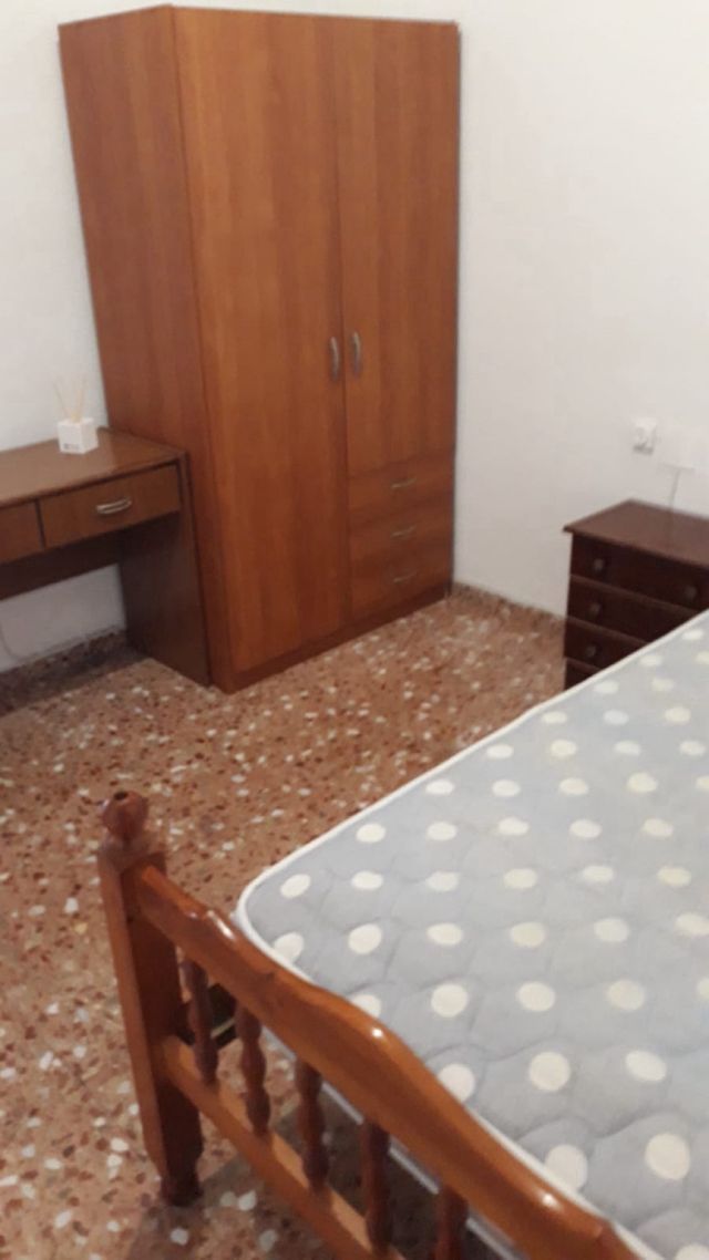 Piso en alquiler para estudiantes. SOLO ESTuDIANTE