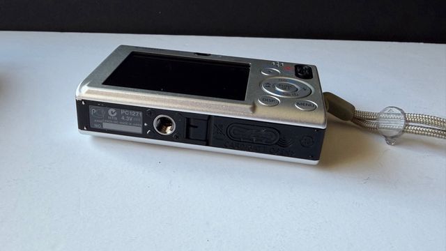 Cámara Canon IXUS 80 IS Plata sin caja