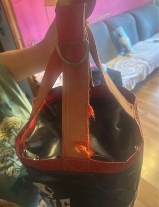 Saco de boxeo Lonsdale + guantes + cintas