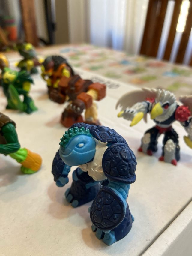 Lote de Figuras Gormiti