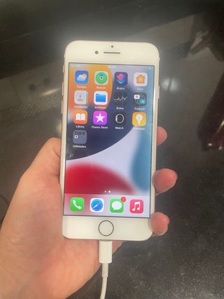 iPhone 7 Rosa + Carcasa Apple y Cable