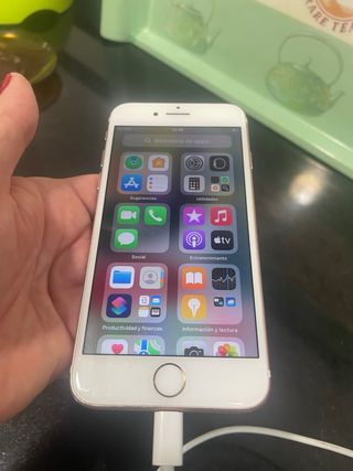 iPhone 7 Rosa + Carcasa Apple y Cable