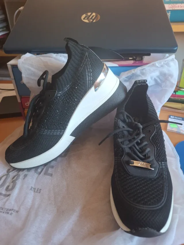 Zapatillas XTI Mujer Negras Talla 38