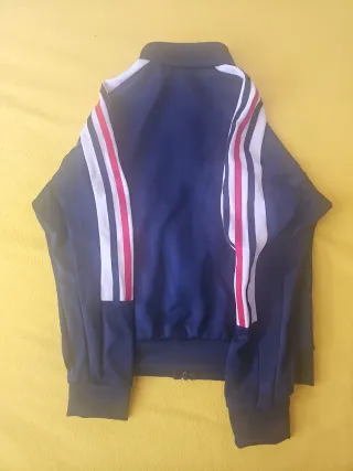 Chaqueta Adidas Niño 9-10 años. Talla 140