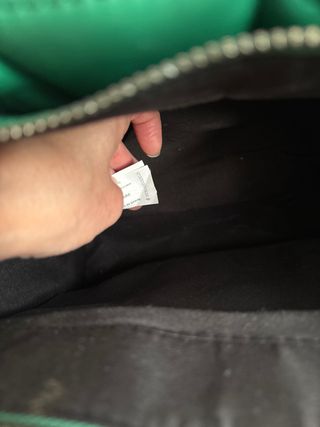 Bolso Stradivarius  verde acolchado