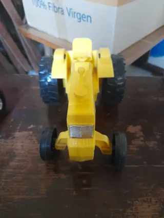 Tractor Shamber's Juguete Amarillo