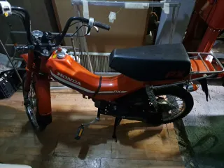 Honda PX 50 matrícula histórica