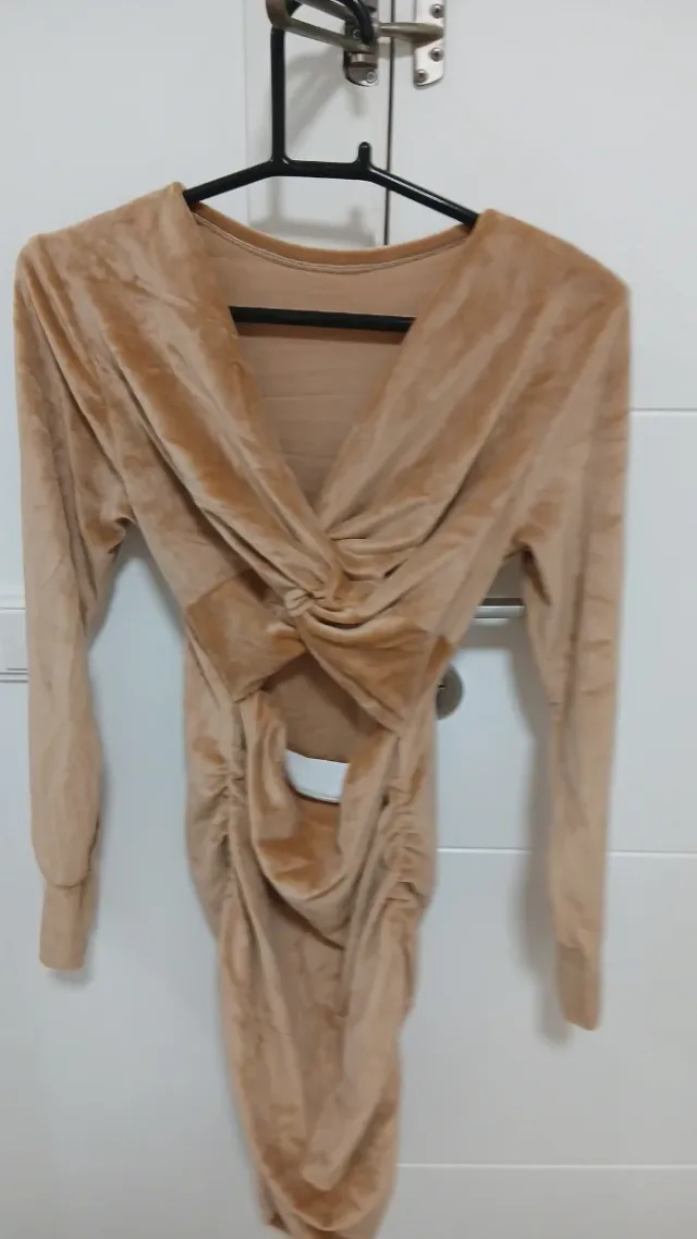 Vestido beige talla única