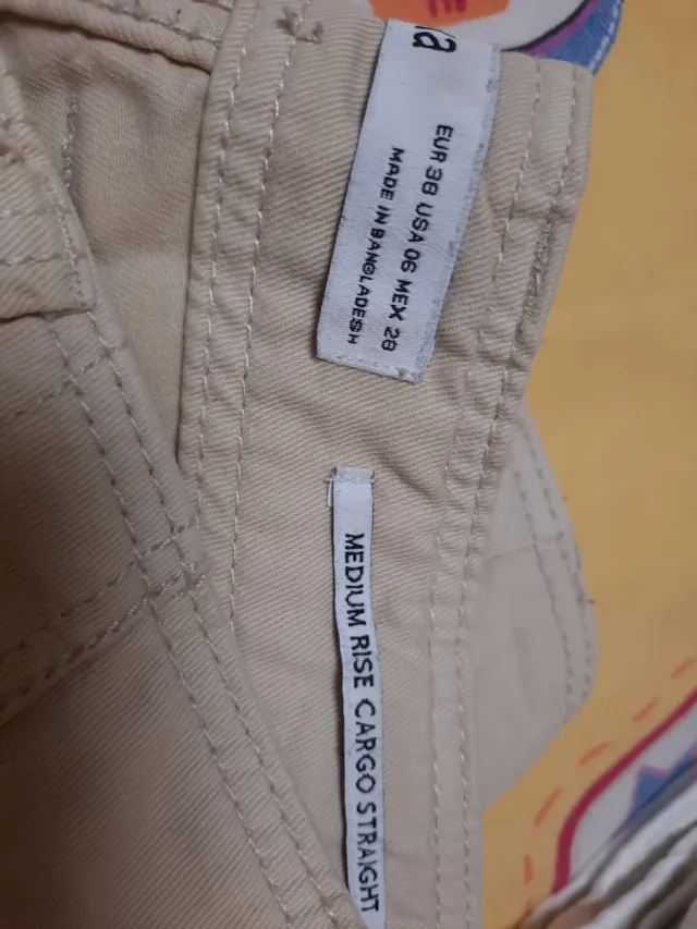 Pantalón cargo Bershka T38 Beige