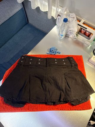 Falda Vaquera Bershka negra Talla L