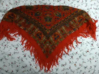 Mantón pañuelo lana vintage estampado