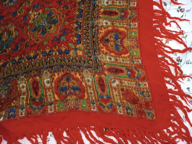 Mantón pañuelo lana vintage estampado