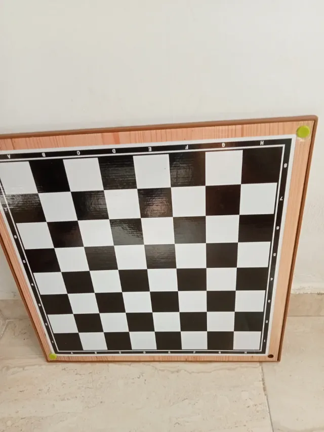 Ajedrez y Damas Juego 2 en 1