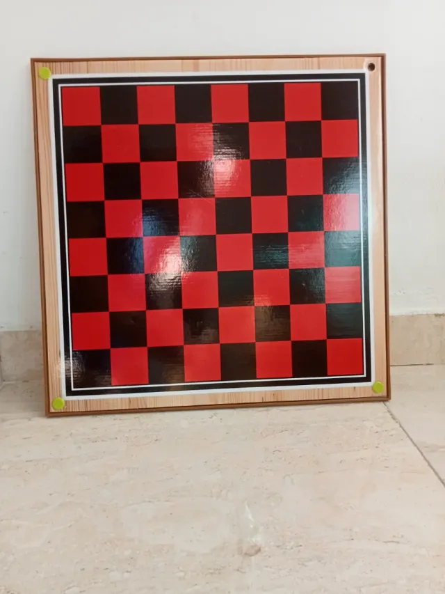 Ajedrez y Damas Juego 2 en 1