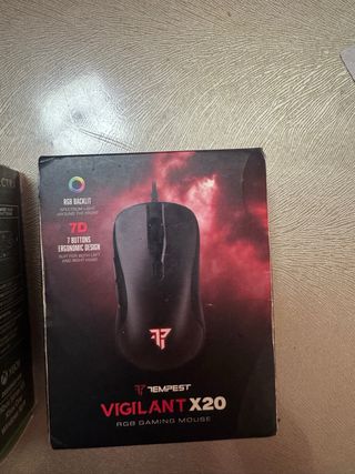 Mando Xbox/PC RGB PowerA y Ratón Gamer Tempest