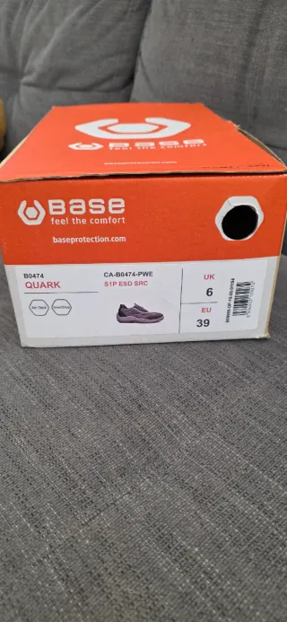 Zapatos de trabajo marca BASE negros, sin cordones