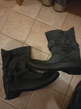 Stivaletti donna grigi in pelle