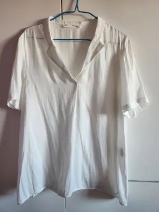 Blusa Sfera Basic Blanca Talla M manga corta