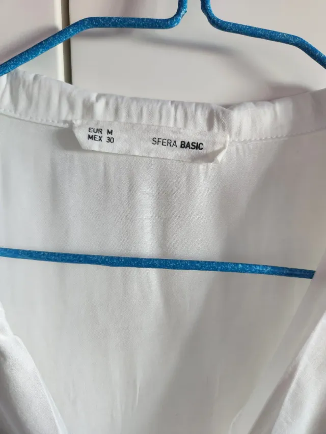 Blusa Sfera Basic Blanca Talla M manga corta