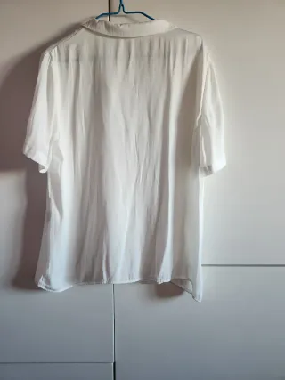 Blusa Sfera Basic Blanca Talla M manga corta