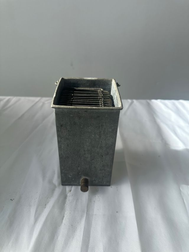 Cubeta de revelado antigua