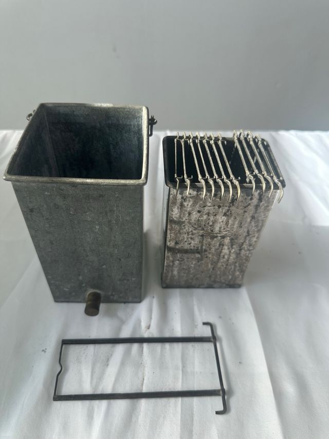 Cubeta de revelado antigua