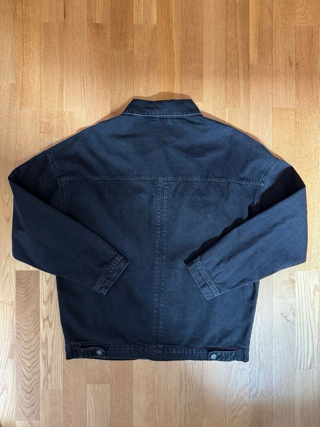 Chaqueta vaquera Pull&Bear con capucha